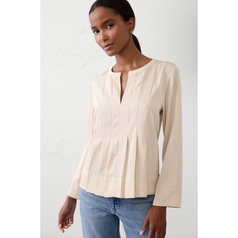 Banana Republic Factory Pleated Swing Top Beige Champagne Split Neck Blouse S